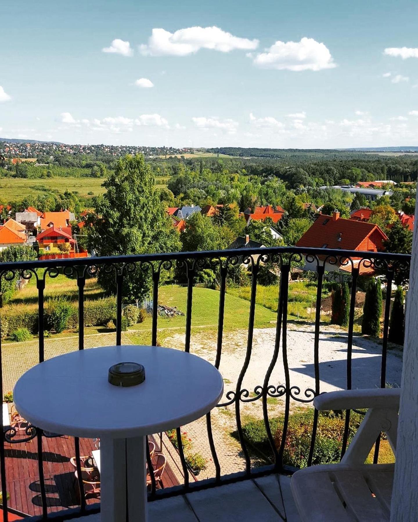 Fonix Wellness *** 1 A Epulet Bed and Breakfast Hévíz Exterior foto